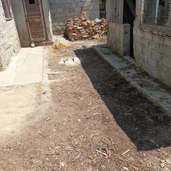 Teren de 214 mp, în Central