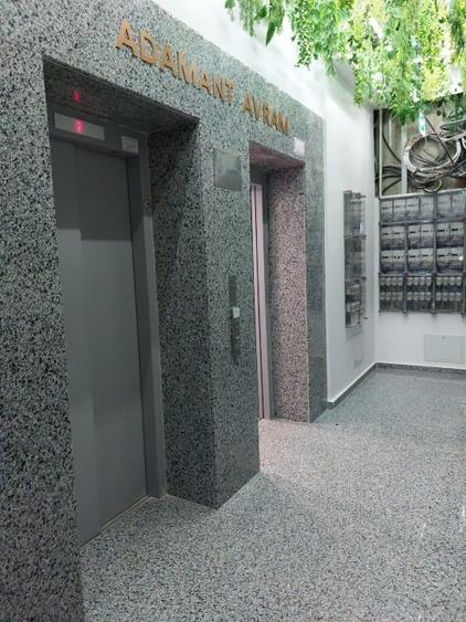 Apartament cu 2 camere decomandat, mobilat în Nicolina