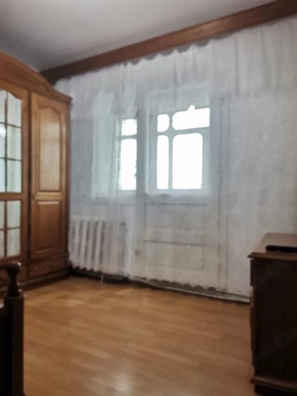 Apartament cu 3 camere decomandat în Fălticeni