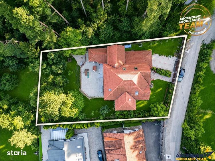 Casă cu 4 camere în Poiana Angelescu
