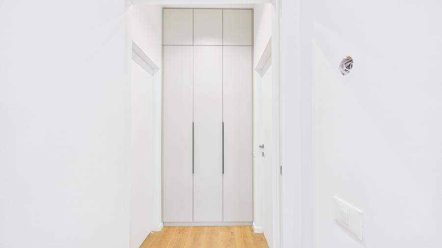 Apartament cu 2 camere semidecomandat în Grivița