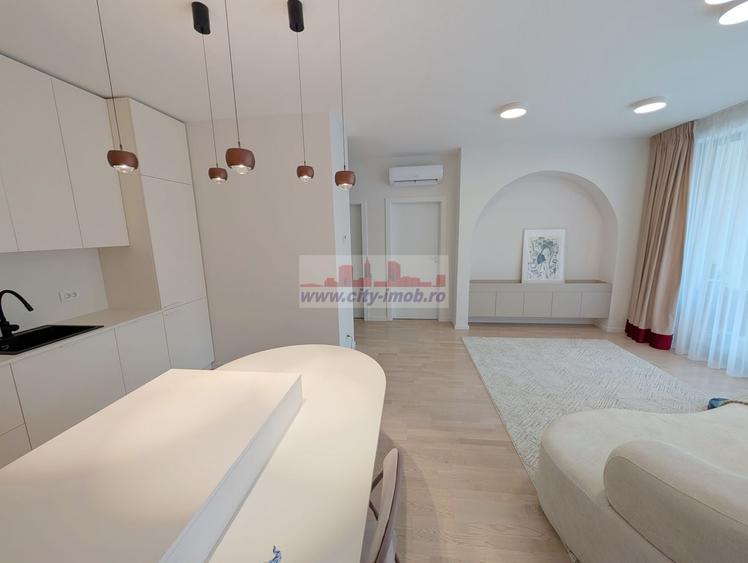 Apartament cu 2 camere decomandat, mobilat în Băneasa