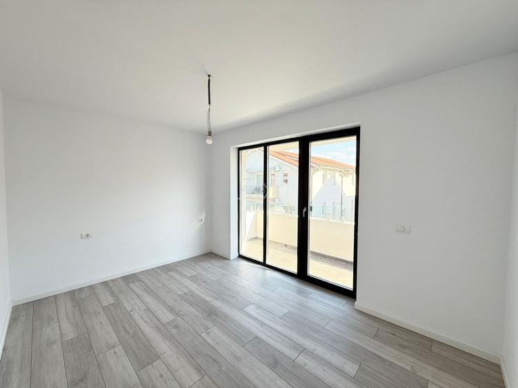 Bloc finalizat. Drum asfaltat. Etaj 1. Loc de parcare. - 6