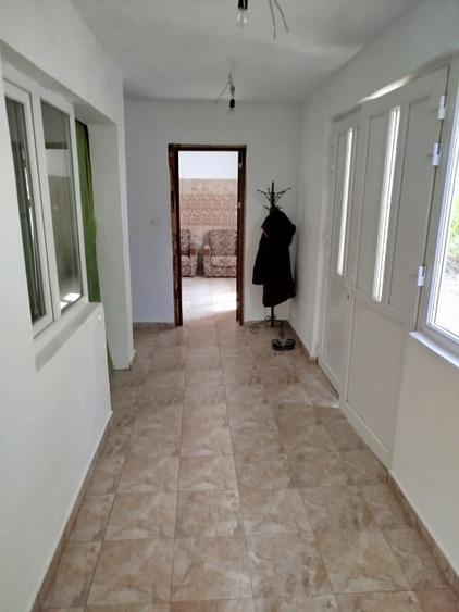Casă individuală cu 4 camere cu Teren 2481 Mp în Bărăștii de Cepturi