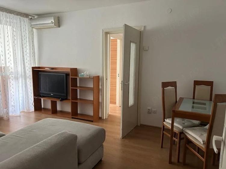 Apartament cu 2 camere semidecomandat în Pajura