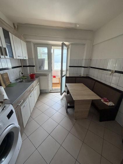 Apartament cu 3 camere, mobilat în Obor