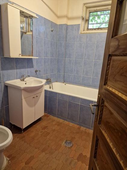 Casă individuală cu 4 camere cu Canalizare în Afumați