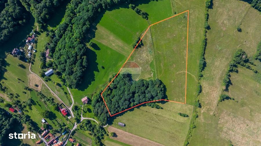 Casă cu 7 camere cu Teren 16873 Mp în Dobârlău