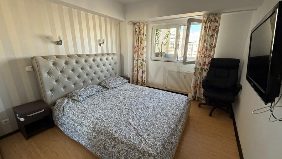 Apartament cu 3 camere decomandat, mobilat în Colentina