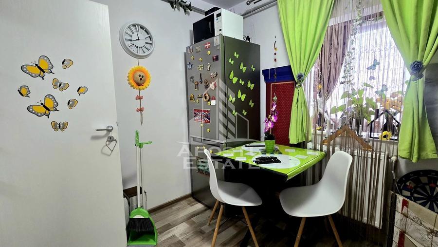 Apartament cu 2 camere decomandat, mobilat în Girocului