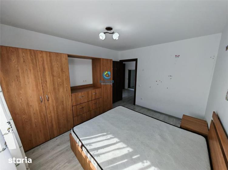 Casă cu 4 camere cu Teren 400 Mp în IAR