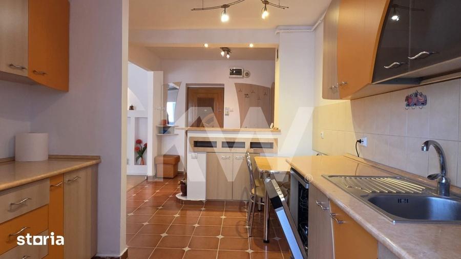 Apartament cu 3 camere decomandat în Central