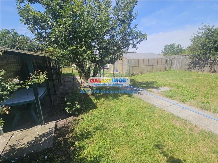 Casă cu 4 camere cu Teren 1224 Mp în Tărtășești