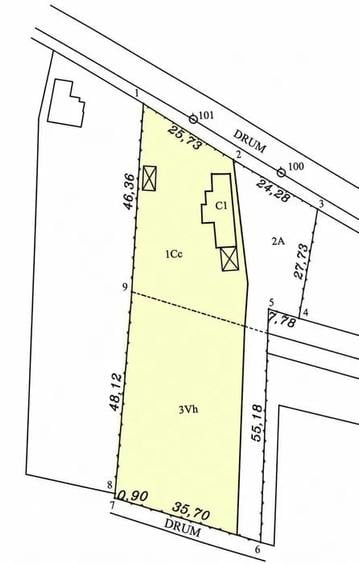 Casă cu 4 camere cu Teren 2700 Mp în Central