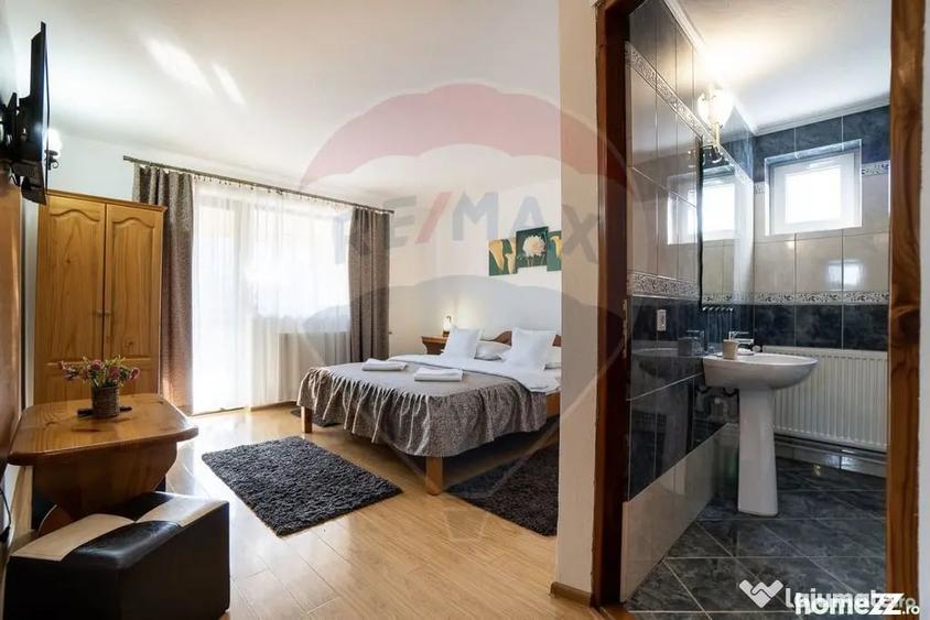 Casă cu 4 camere cu Teren 443 Mp în Poiana Mărului