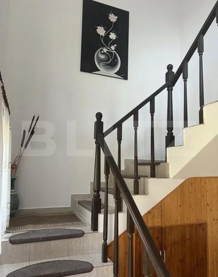 Casă individuală cu 5 camere cu Canalizare în Lunca Cetățuii