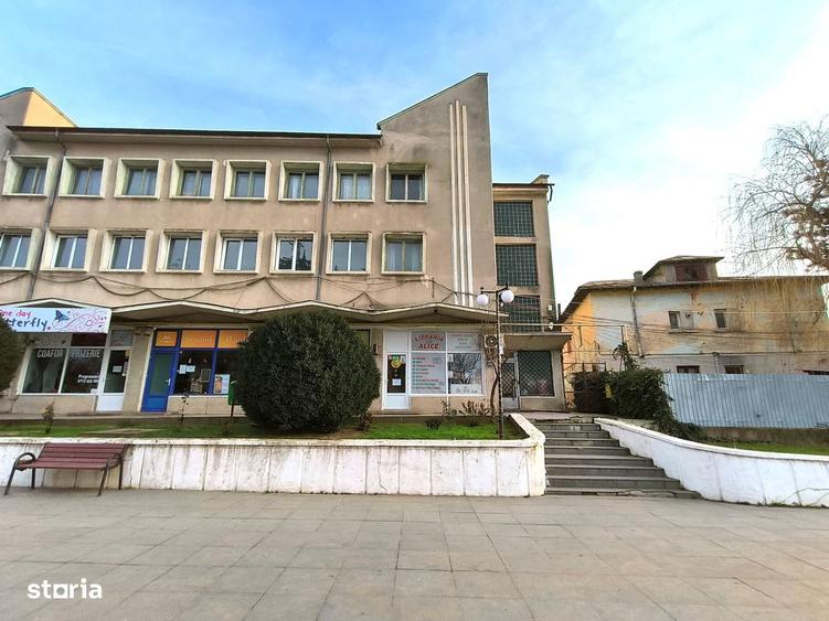Spațiu comercial, de 671 mp, în Central