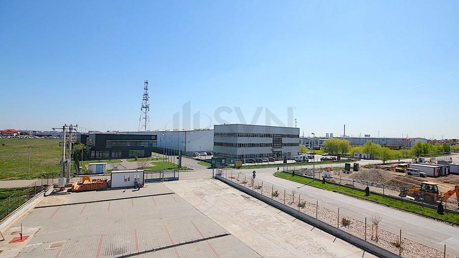 Birou, de 5,373 mp, în Militari