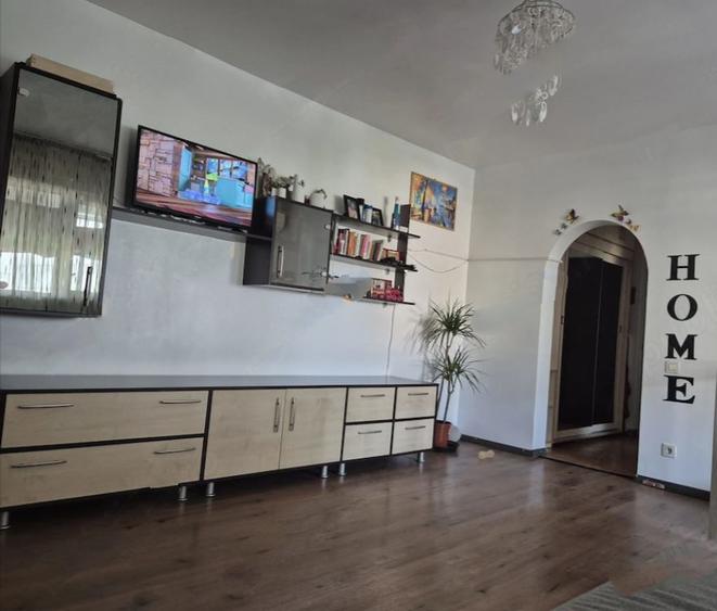 Apartament 3 Camere,Colentina,Parcul Plumbuita,bl.1979,reabilitat,2 balcoane - 3