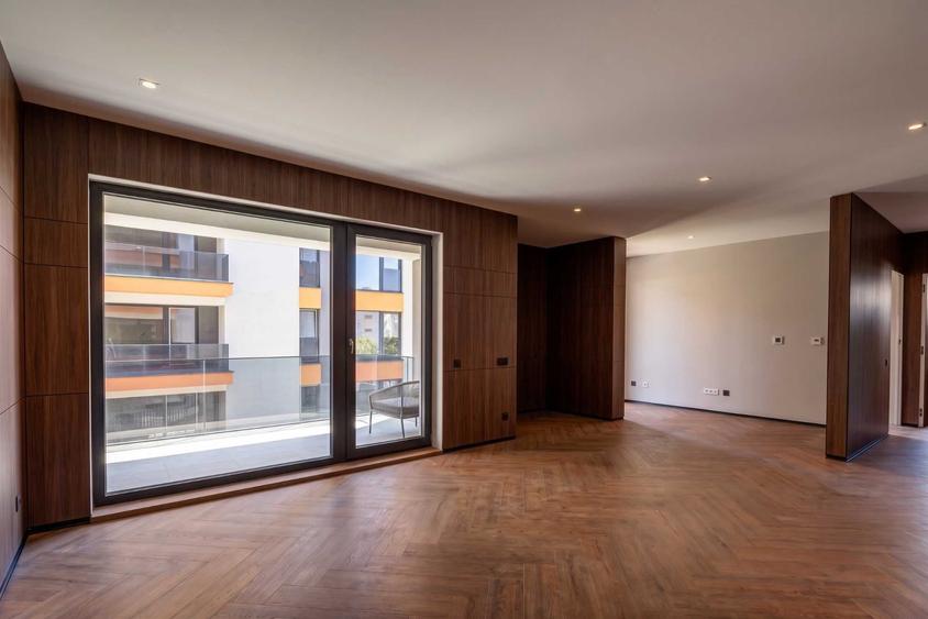 Apartament cu 2 camere semidecomandat în Dosu Bricii