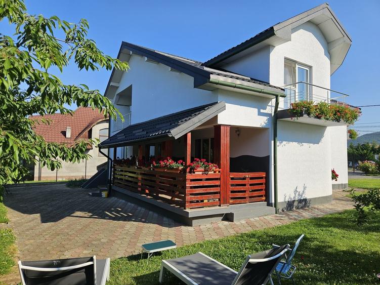 Casă cu 4 camere în Tăuții-Măgherăuș