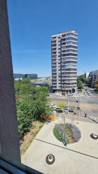 Apartament cu 2 camere semidecomandat în Bucureștii Noi