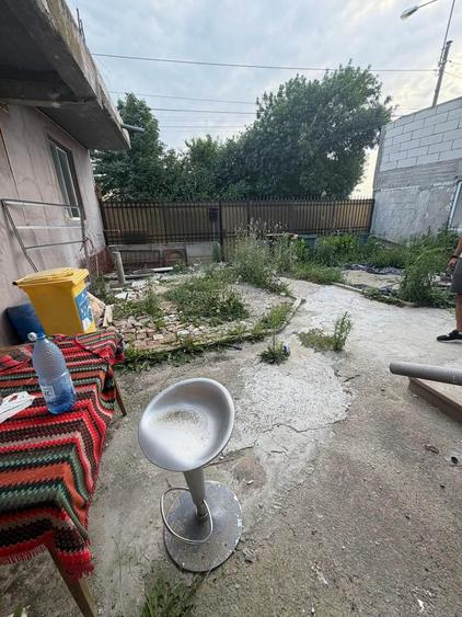Casă cu 4 camere cu Canalizare în Stadion