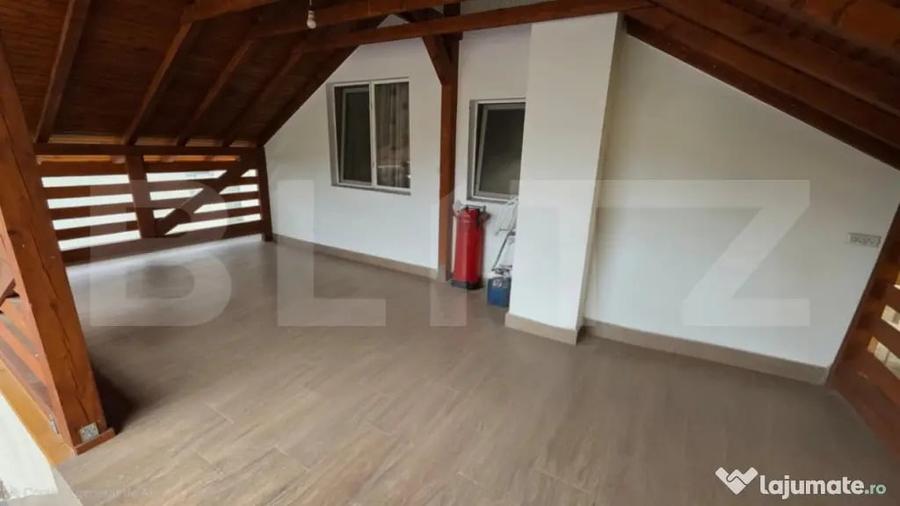 Casă cu 4 camere cu Teren 1000 Mp în Central