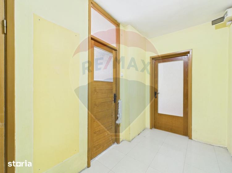 De vanzare, apartament 2 camere decomandat zona Unirii-Alba Iulia - 2
