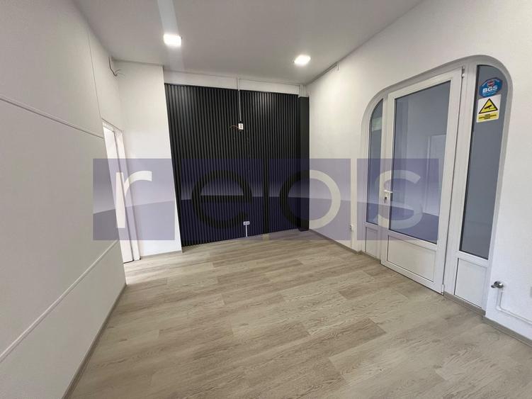 Casă individuală cu 6 camere cu Canalizare în Timpuri Noi