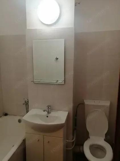Garsonieră decomandată în Domenii