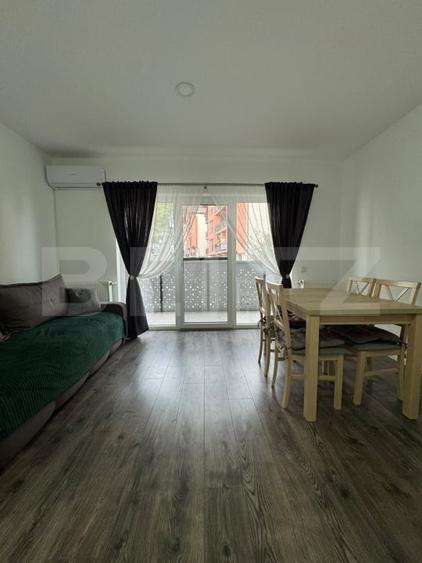 Apartament cu 2 camere semidecomandat, mobilat în Florești