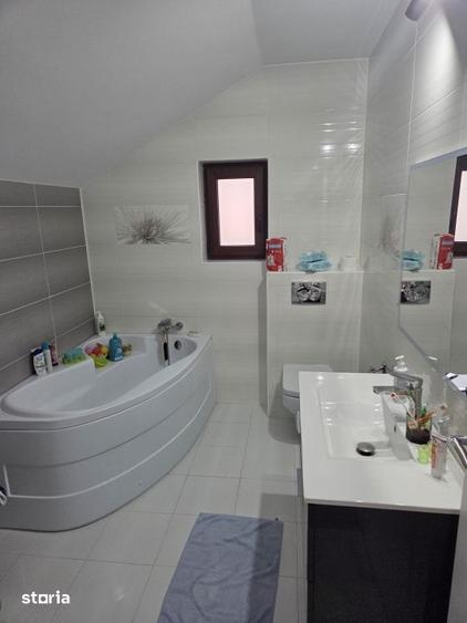 Casă cu 4 camere cu Teren 400 Mp în Cumpăna