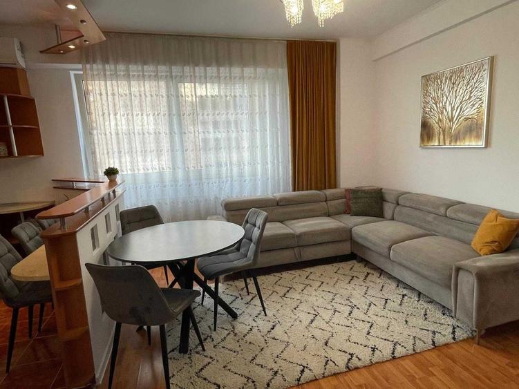 Apartament cu 3 camere decomandat în Mărăști