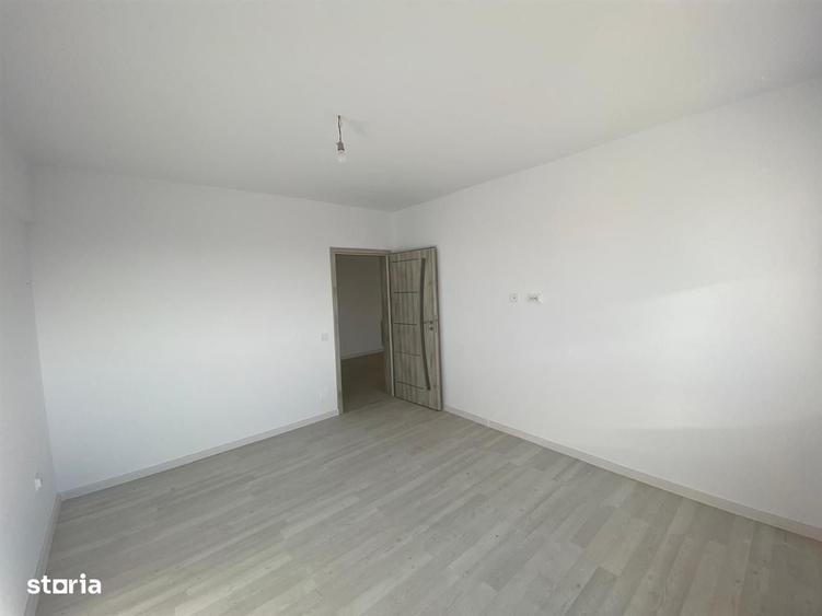 Apartament cu 2 camere semidecomandat în Brătuleni