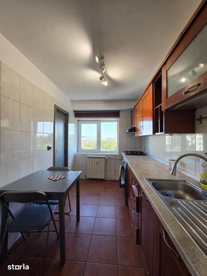 Apartament cu 2 camere decomandat în Centrul Civic