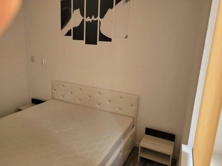 Apartament cu 3 camere decomandat în Dacia