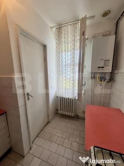 Apartament cu 2 camere decomandat în Central