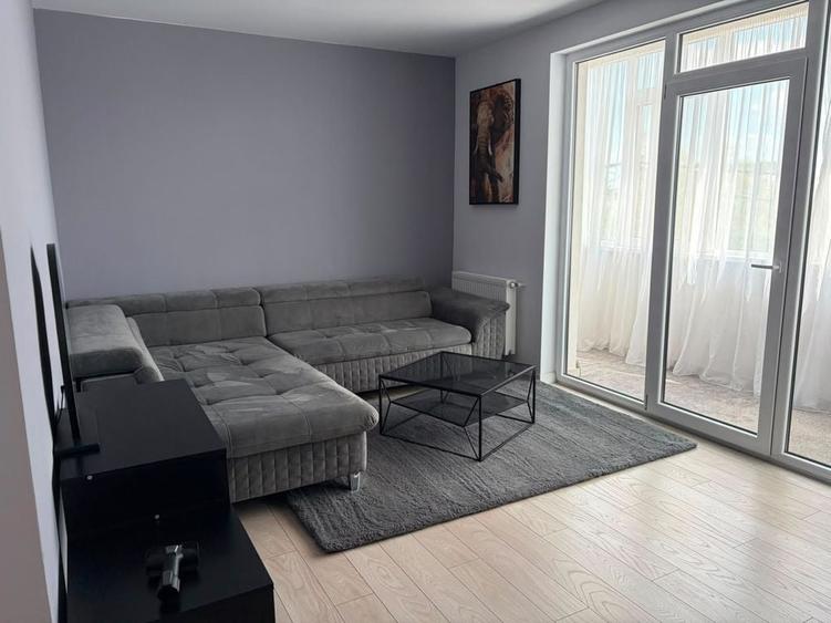 Apartament cu 2 camere decomandat în Fundeni