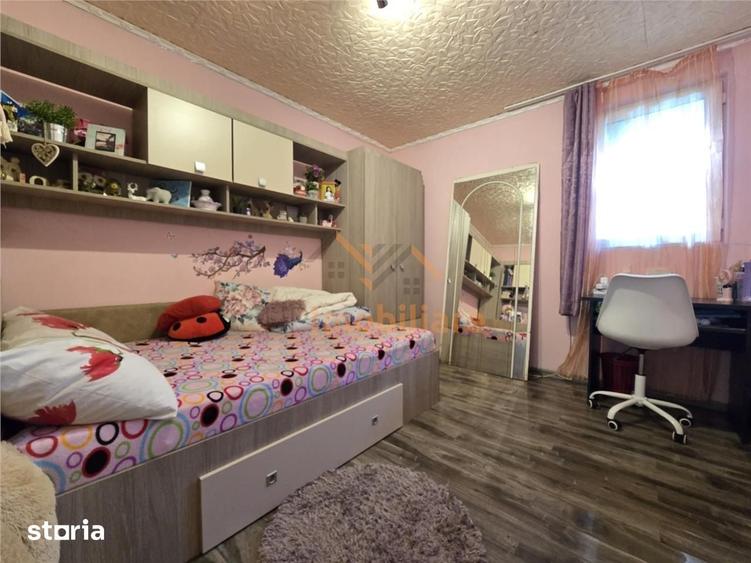 Spațiu comercial, de 240 mp, în Central