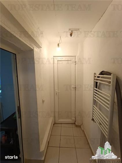 Casă cu 3 camere cu Teren 120 Mp în Rahova