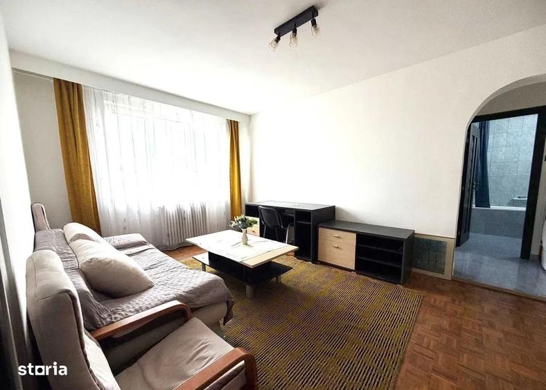 Apartament cu 2 camere semidecomandat în Central — fotografia 1