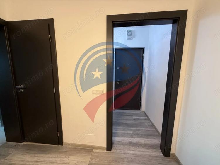Apartament cu 4 camere semidecomandat, mobilat în Ultracentral