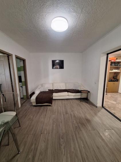 Apartament cu 2 camere decomandat în Exterior Vest