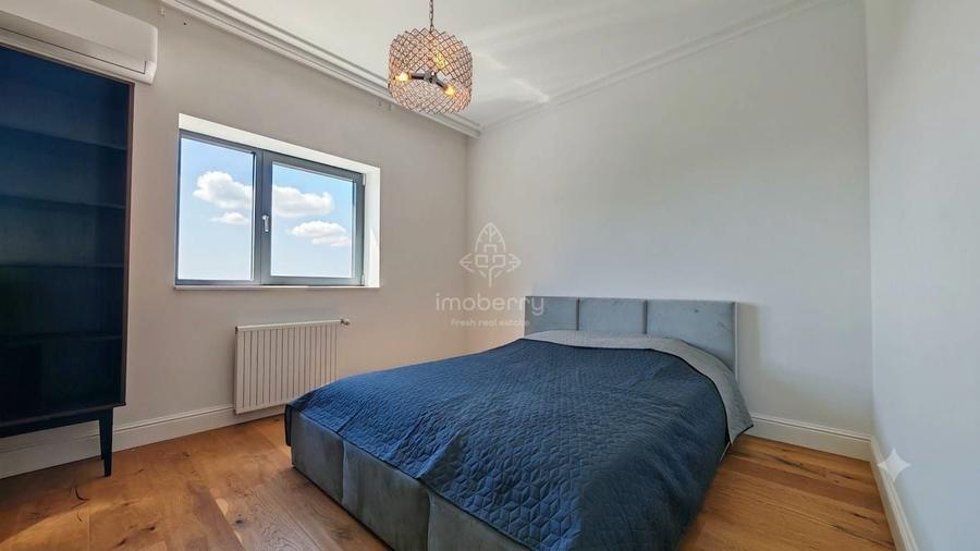 Apartament cu 4 camere decomandat în Lacul Tei