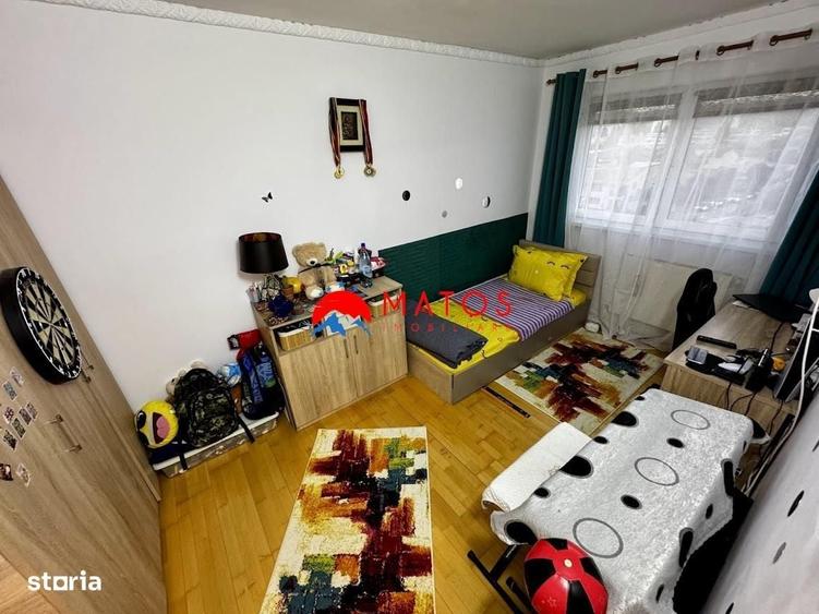 Apartament cu 3 camere decomandat în Central