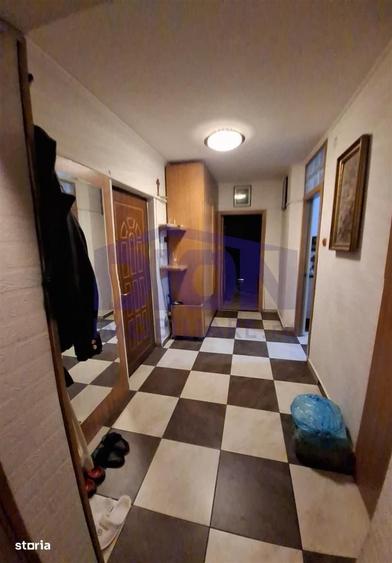 Apartament cu 2 camere în Decebal