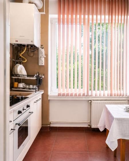 Apartament cu 2 camere decomandat, mobilat în 13 Decembrie