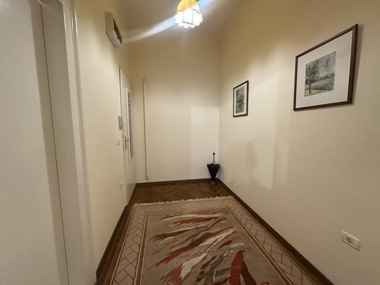 Birou, de 30 mp, în Central