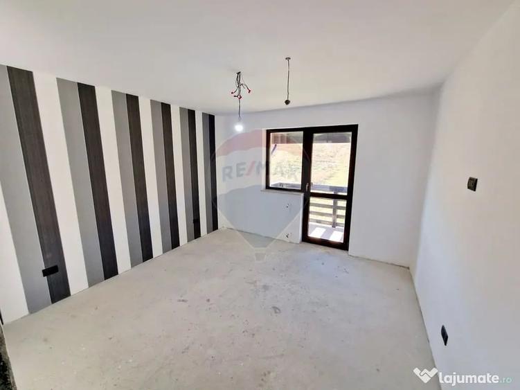 Casa / Vila cu 8 camere de vanzare in zona Balaur - 15